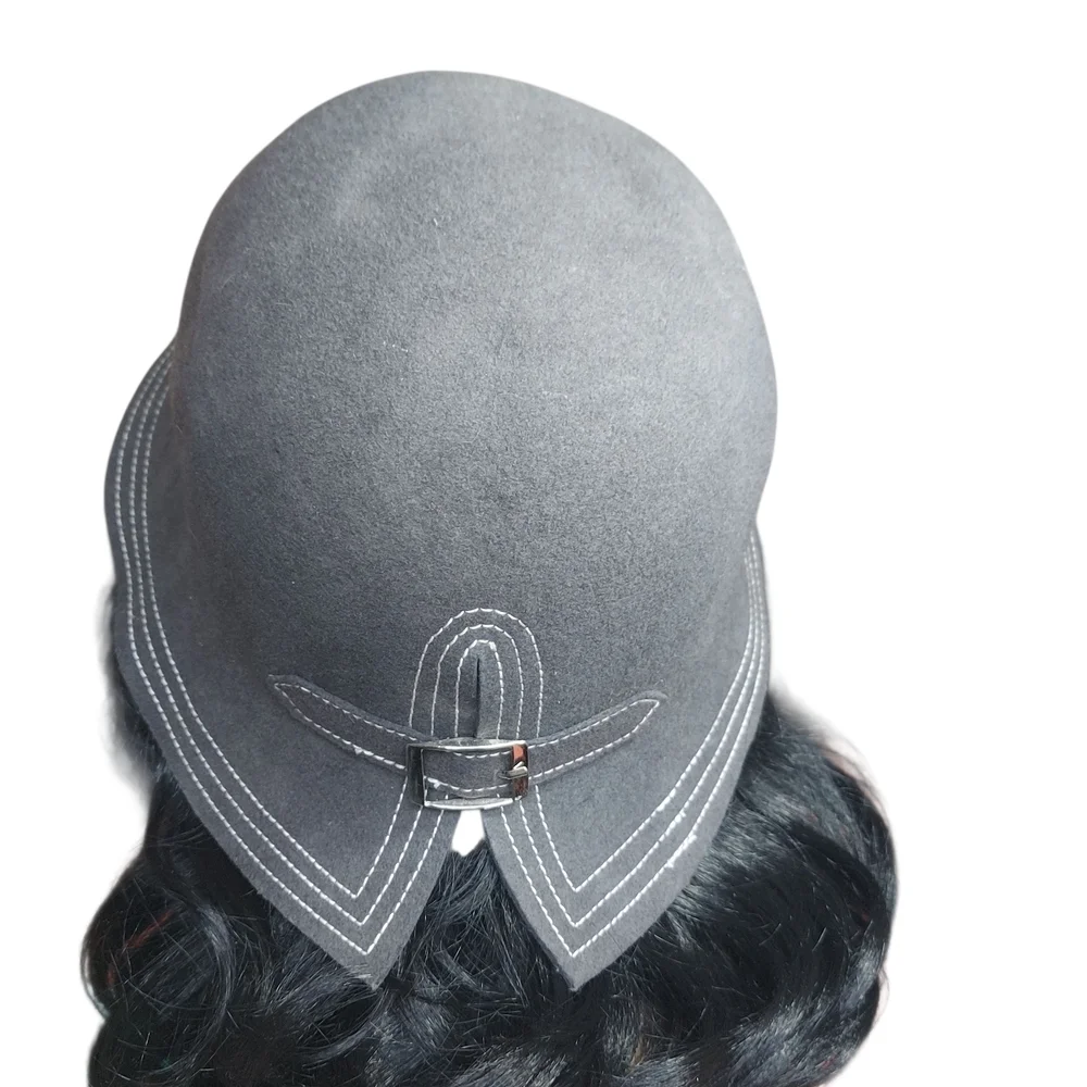 The Hatter Company Gray Felt Cloche Hat with Buckle Stitch Detail Vintage Inspir - Picture 1 of 13